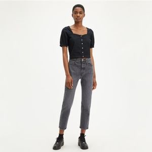 Wedgie fit straight jeans